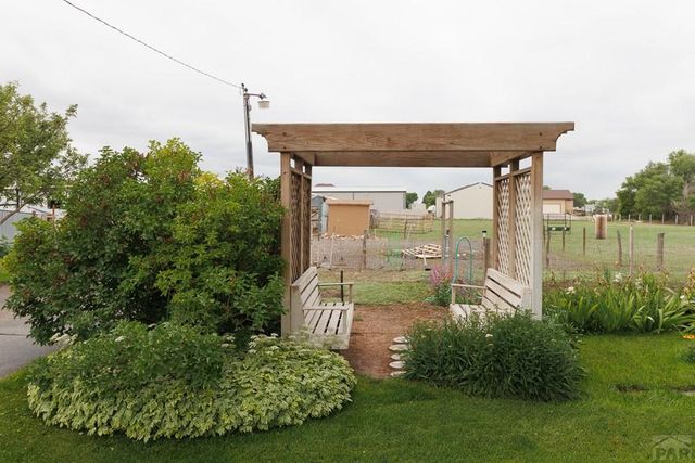 843 Baxter Rd, Pueblo, CO 81006