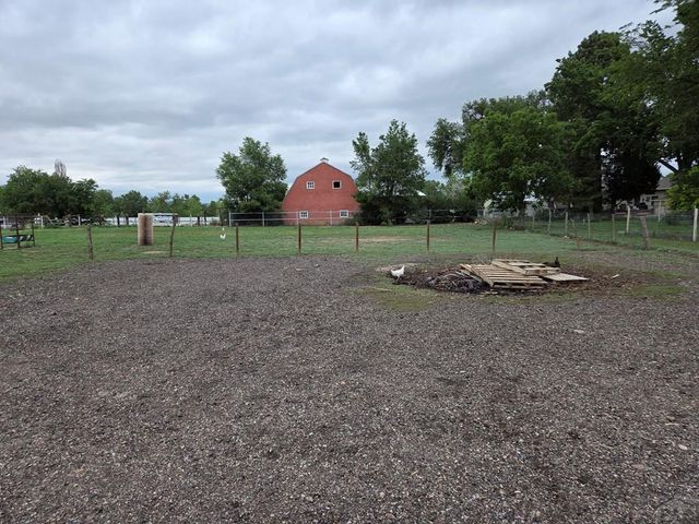843 Baxter Rd, Pueblo, CO 81006