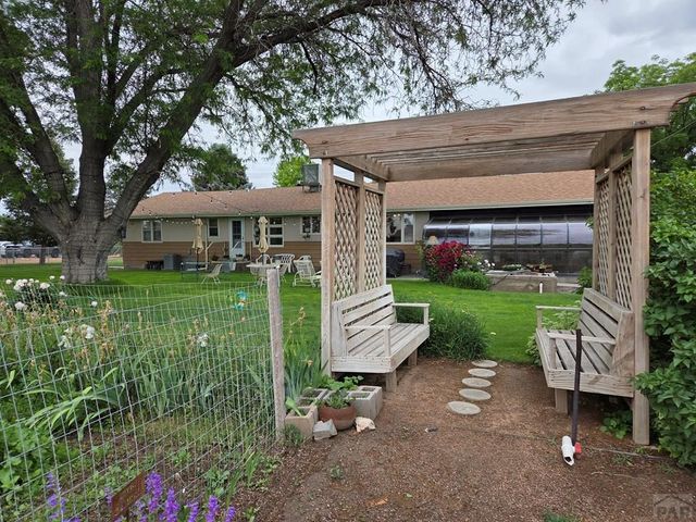 843 Baxter Rd, Pueblo, CO 81006