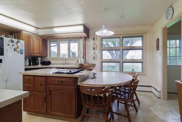 843 Baxter Rd, Pueblo, CO 81006