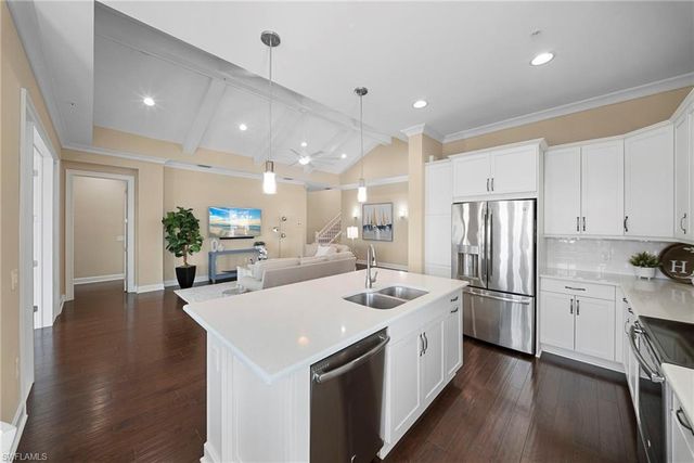 6553 Dominica DR 202, Naples, FL 34113