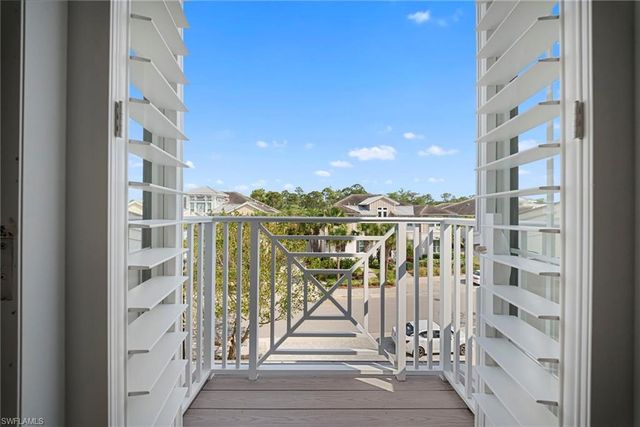 6553 Dominica DR 202, Naples, FL 34113