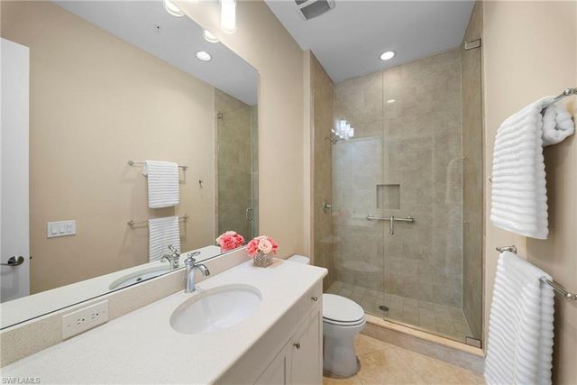 6553 Dominica DR 202, Naples, FL 34113