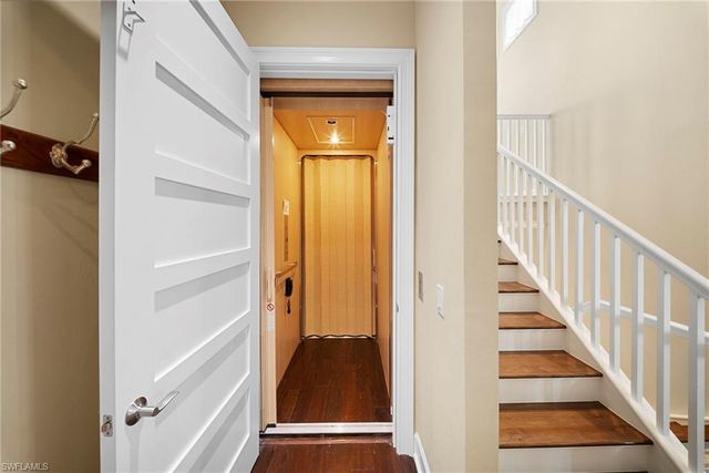 6553 Dominica DR 202, Naples, FL 34113