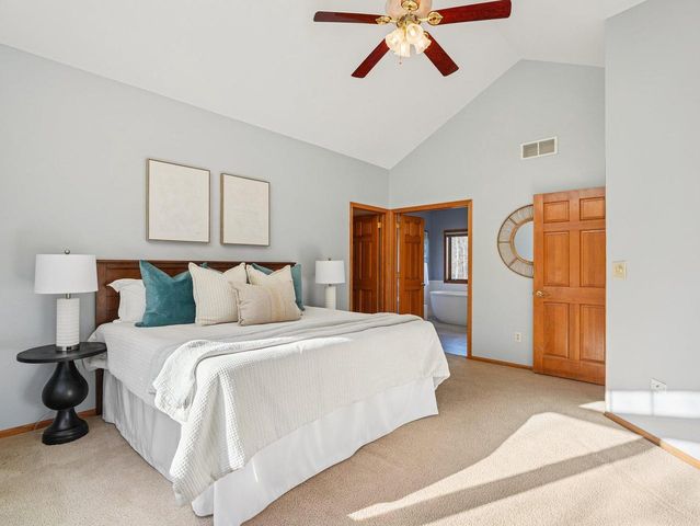 N73W26971 Kettle Cove LANE, Lisbon, WI 53089