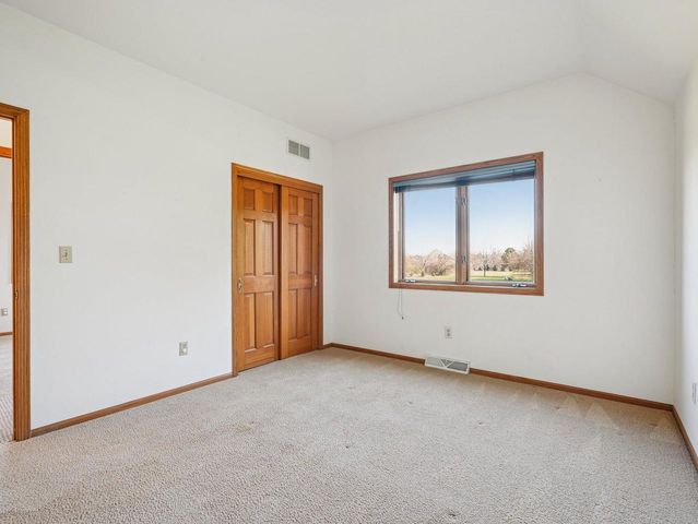 N73W26971 Kettle Cove LANE, Lisbon, WI 53089