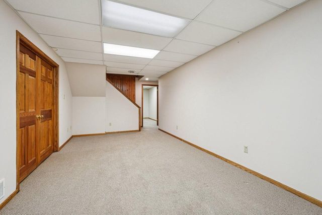 N73W26971 Kettle Cove LANE, Lisbon, WI 53089