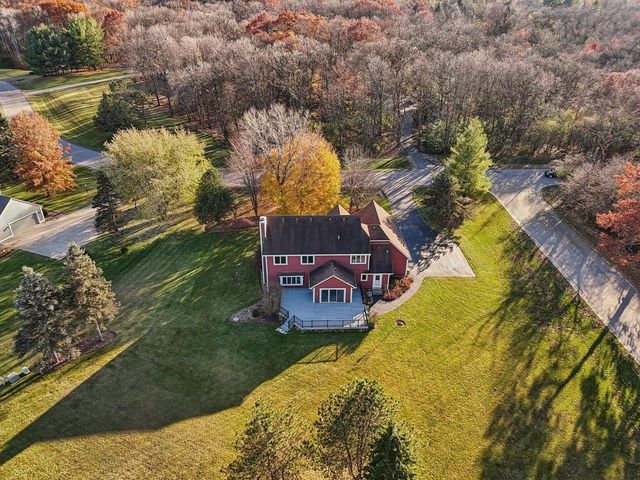 N73W26971 Kettle Cove LANE, Lisbon, WI 53089