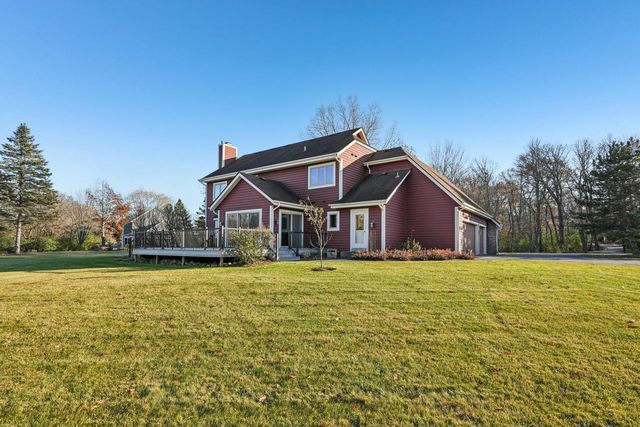 N73W26971 Kettle Cove LANE, Lisbon, WI 53089