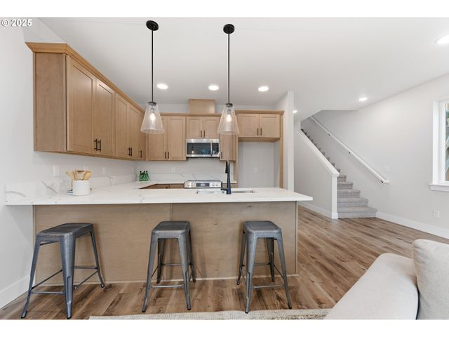 13126 SEASONS Ln Lot 5, Oregon City, OR 97045