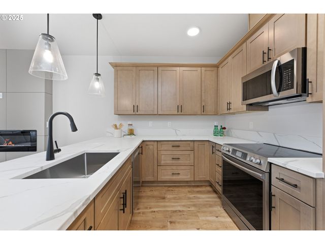 13126 SEASONS Ln Lot 5, Oregon City, OR 97045