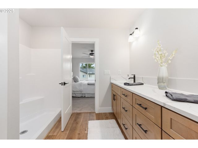 13126 SEASONS Ln Lot 5, Oregon City, OR 97045