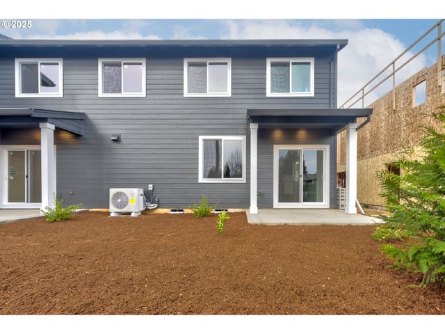 13126 SEASONS Ln Lot 5, Oregon City, OR 97045