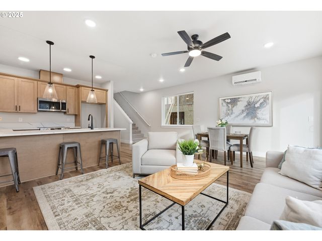 13126 SEASONS Ln Lot 5, Oregon City, OR 97045