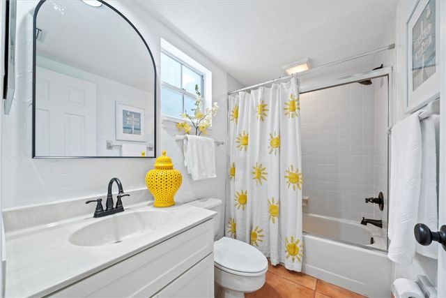 1295 Winding Oaks Circle E 803, Vero Beach, FL 32963