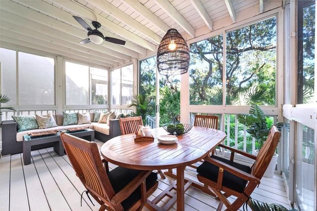 1295 Winding Oaks Circle E 803, Vero Beach, FL 32963