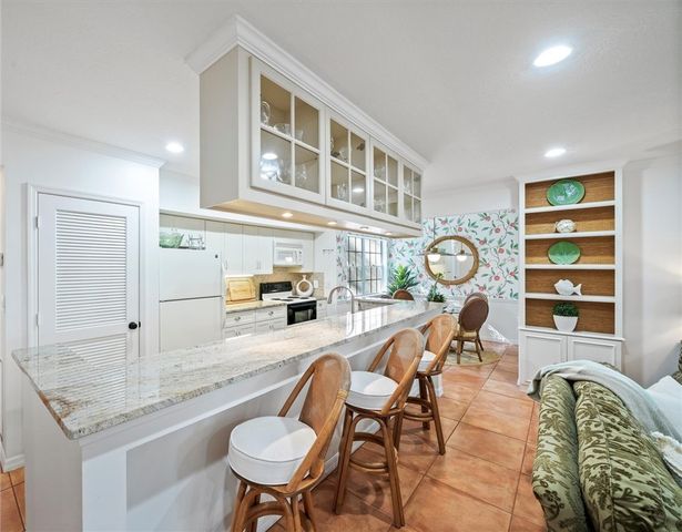 1295 Winding Oaks Circle E 803, Vero Beach, FL 32963