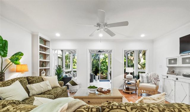 1295 Winding Oaks Circle E 803, Vero Beach, FL 32963