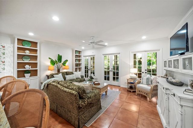 1295 Winding Oaks Circle E 803, Vero Beach, FL 32963