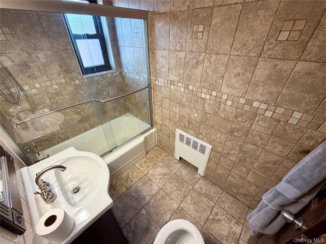 155-17 81st Street 4, Howard Beach, NY 11414