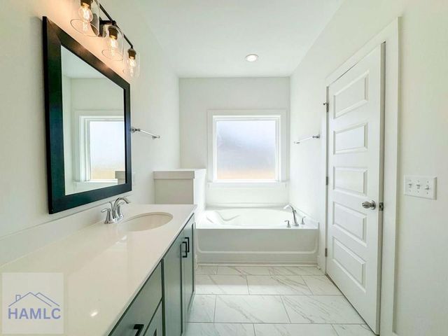151 Cottage Loop, Midway, GA 31320
