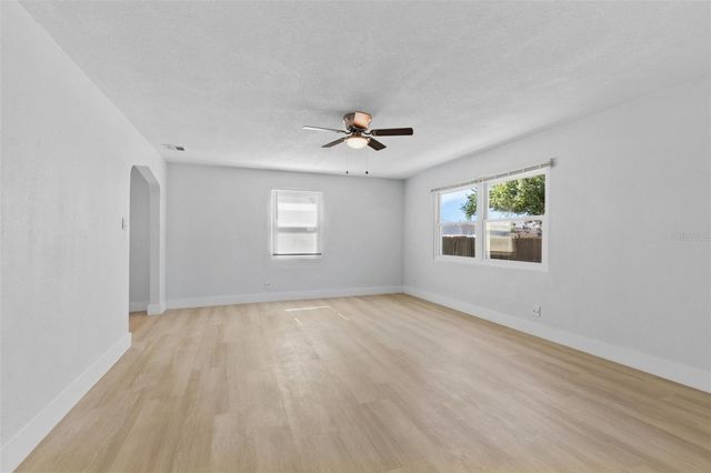 4115 FAIRFIELD AVENUE S, St Petersburg, FL 33711