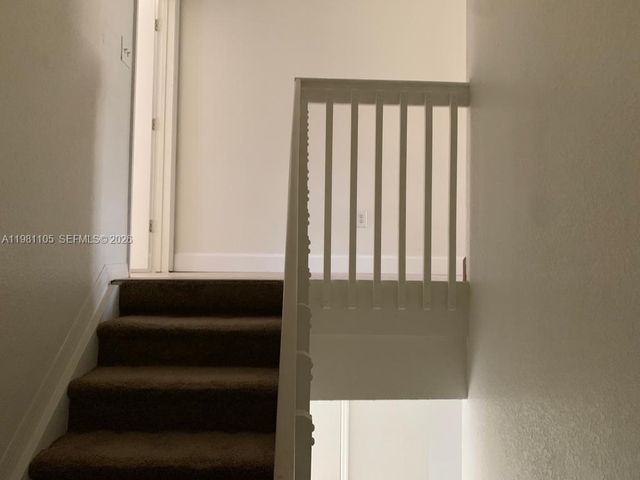 2032 NE 167th St 3-136, North Miami Beach, FL 33162