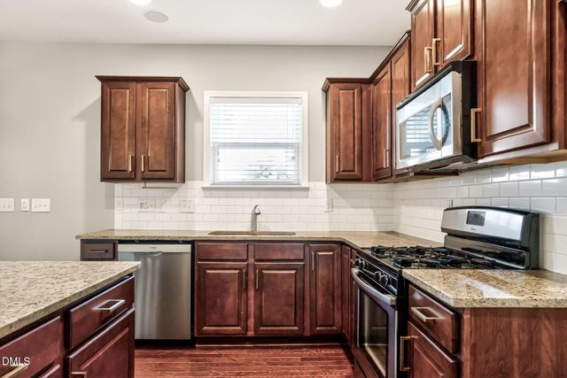 2542 Perthshire Lane, Fuquay Varina, NC 27526