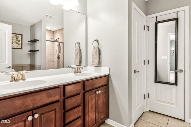 2542 Perthshire Lane, Fuquay Varina, NC 27526