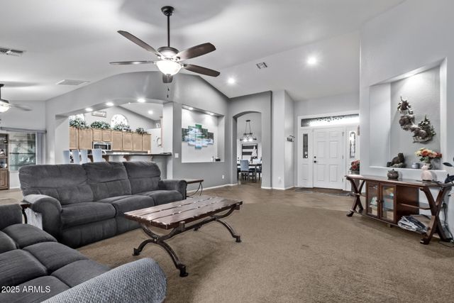 5512 E Holmes Avenue, Mesa, AZ 85206