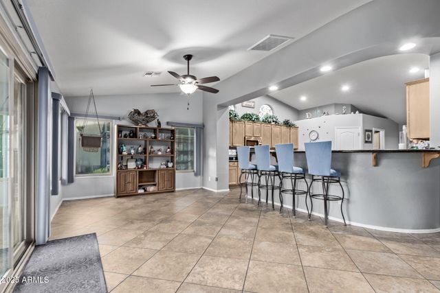 5512 E Holmes Avenue, Mesa, AZ 85206