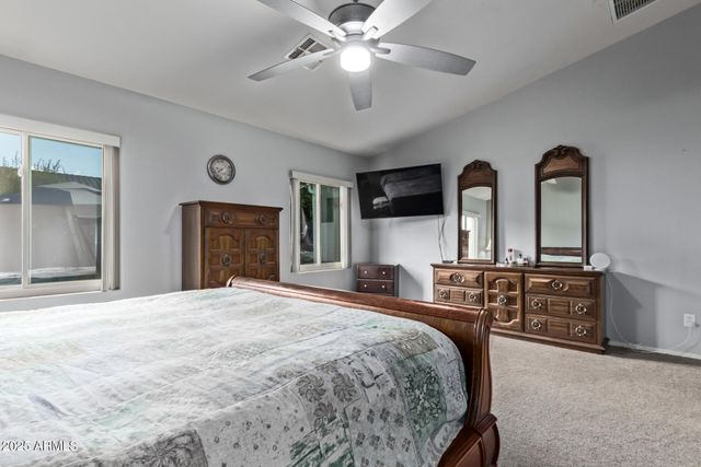 5512 E Holmes Avenue, Mesa, AZ 85206