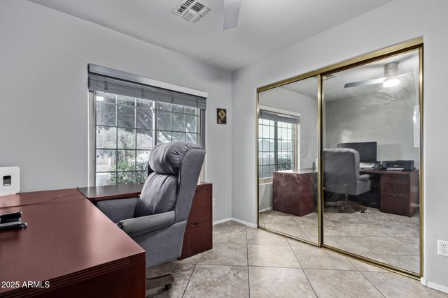 5512 E Holmes Avenue, Mesa, AZ 85206