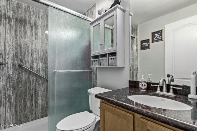 5512 E Holmes Avenue, Mesa, AZ 85206