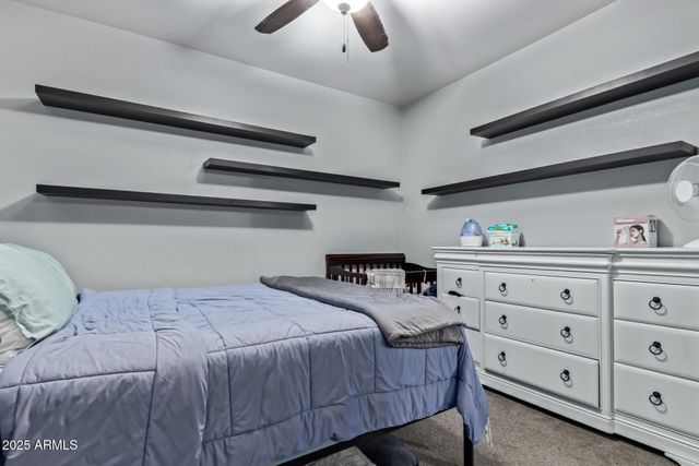 5512 E Holmes Avenue, Mesa, AZ 85206