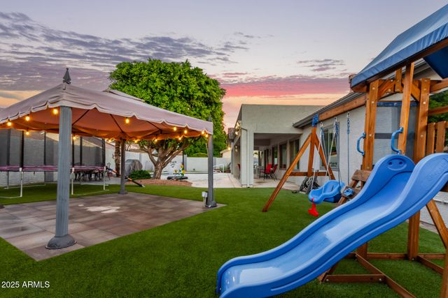 5512 E Holmes Avenue, Mesa, AZ 85206