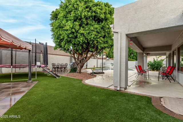 5512 E Holmes Avenue, Mesa, AZ 85206