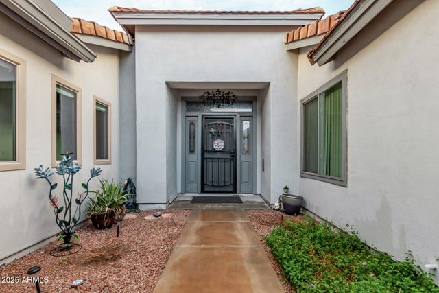 5512 E Holmes Avenue, Mesa, AZ 85206