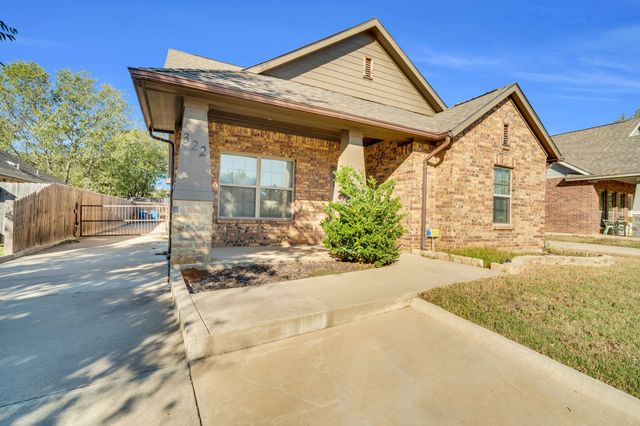 322 S Watson Street, Alvarado, TX 76009