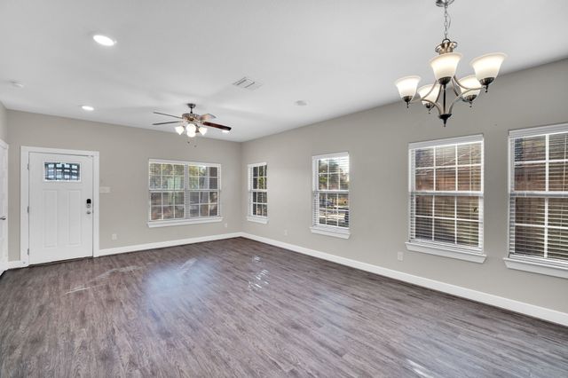 322 S Watson Street, Alvarado, TX 76009