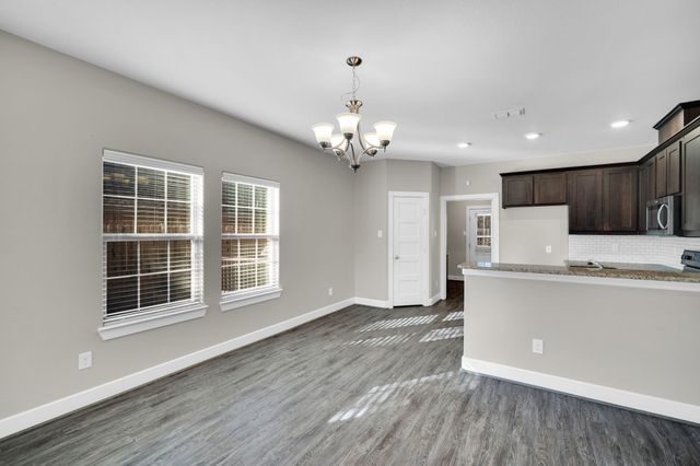 322 S Watson Street, Alvarado, TX 76009