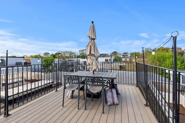 335 Maverick Street 3, Boston, MA 02128