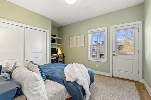 335 Maverick Street 3, Boston, MA 02128