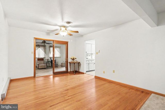 50 EISENHOWER DRIVE, Chambersburg, PA 17201