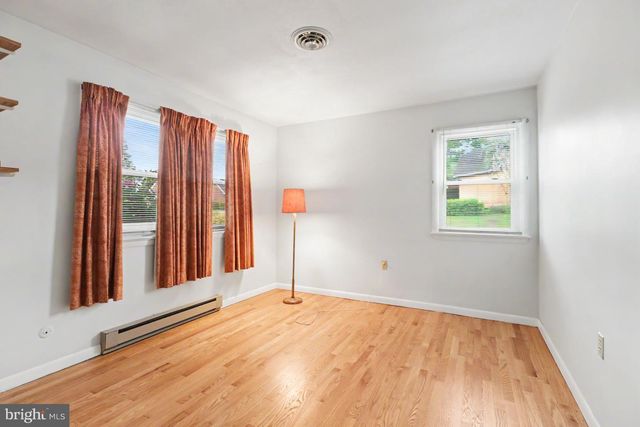 50 EISENHOWER DRIVE, Chambersburg, PA 17201