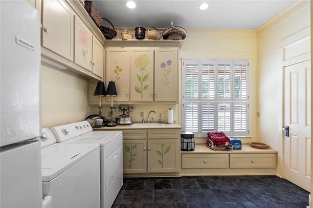 2300 Burgett Road, Mobile, AL 36605