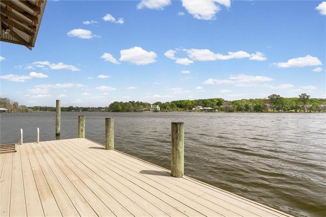 2300 Burgett Road, Mobile, AL 36605