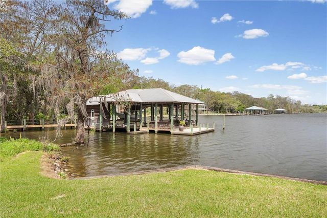 2300 Burgett Road, Mobile, AL 36605