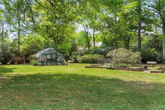 2300 Burgett Road, Mobile, AL 36605