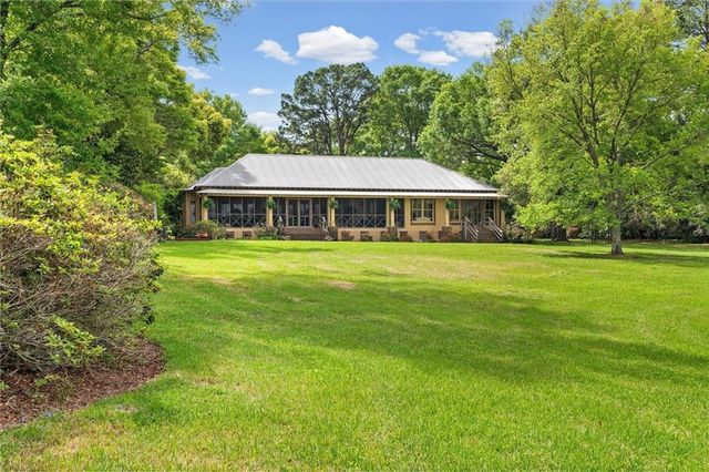 2300 Burgett Road, Mobile, AL 36605